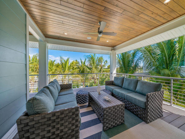 Exquisite 4 Bedroom Vacation Rental with Great Amenities